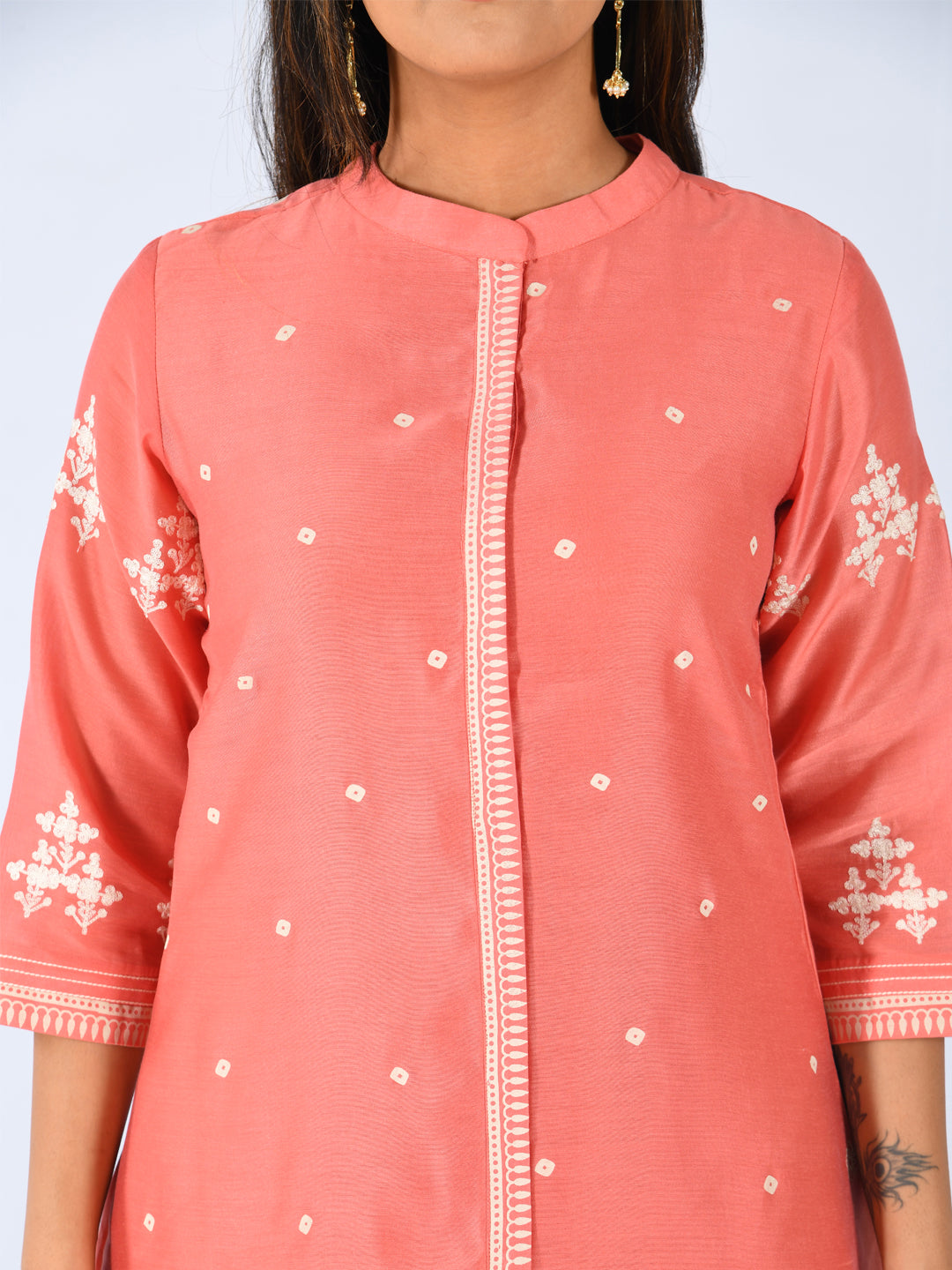 Neerus Green printed A-Line kurta - detail view 1