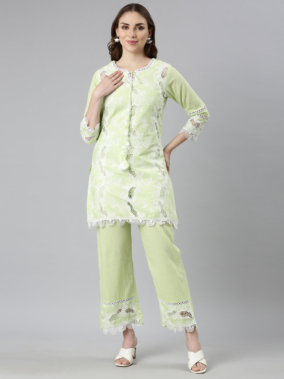 Neerus Green cotton printed kurta set with trousers - front view