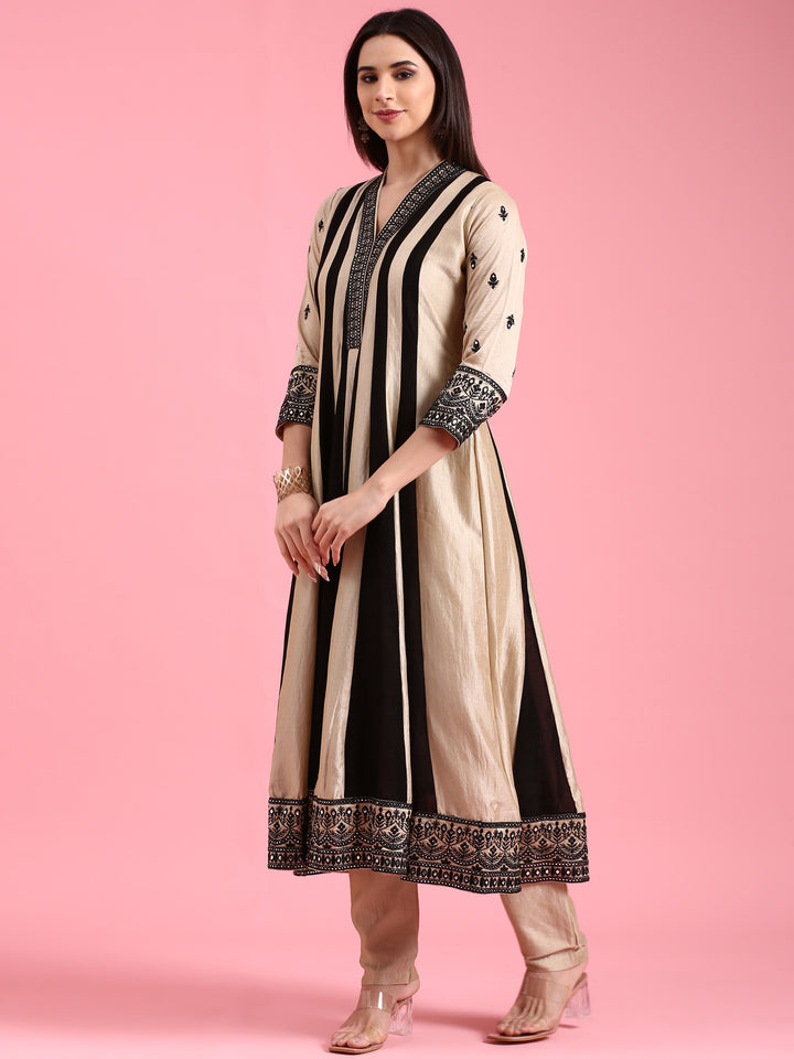 Beige Vichitra Silk Embroidered Short Kali