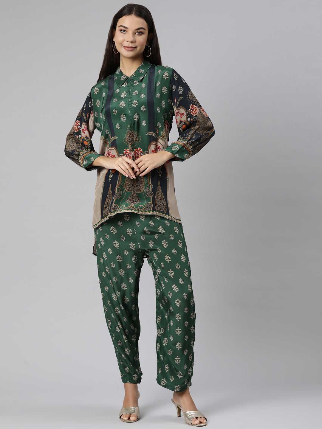 Neerus Green printed floral co-ord set straight kurta with trouser - front view