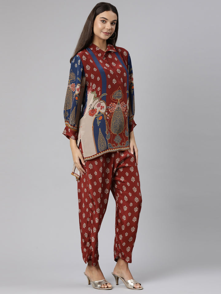 Neerus Maroon floral printed co-ord set kurta and trouser - back view