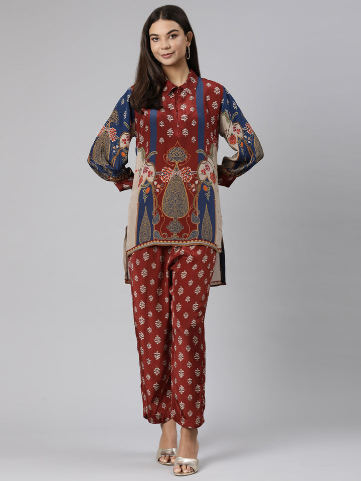 Neerus Maroon floral printed co-ord set kurta and trouser - detail view 2