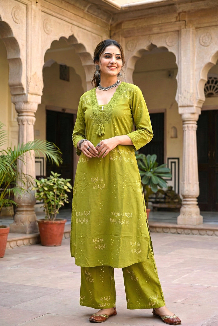 Mehadi Green Cotton Printed Two Piece Set