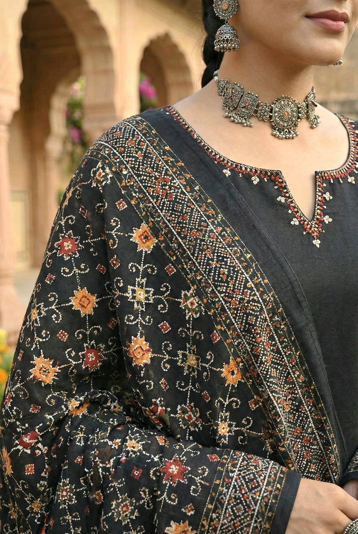 Black Silk Hand Embroidery Three Piece Set