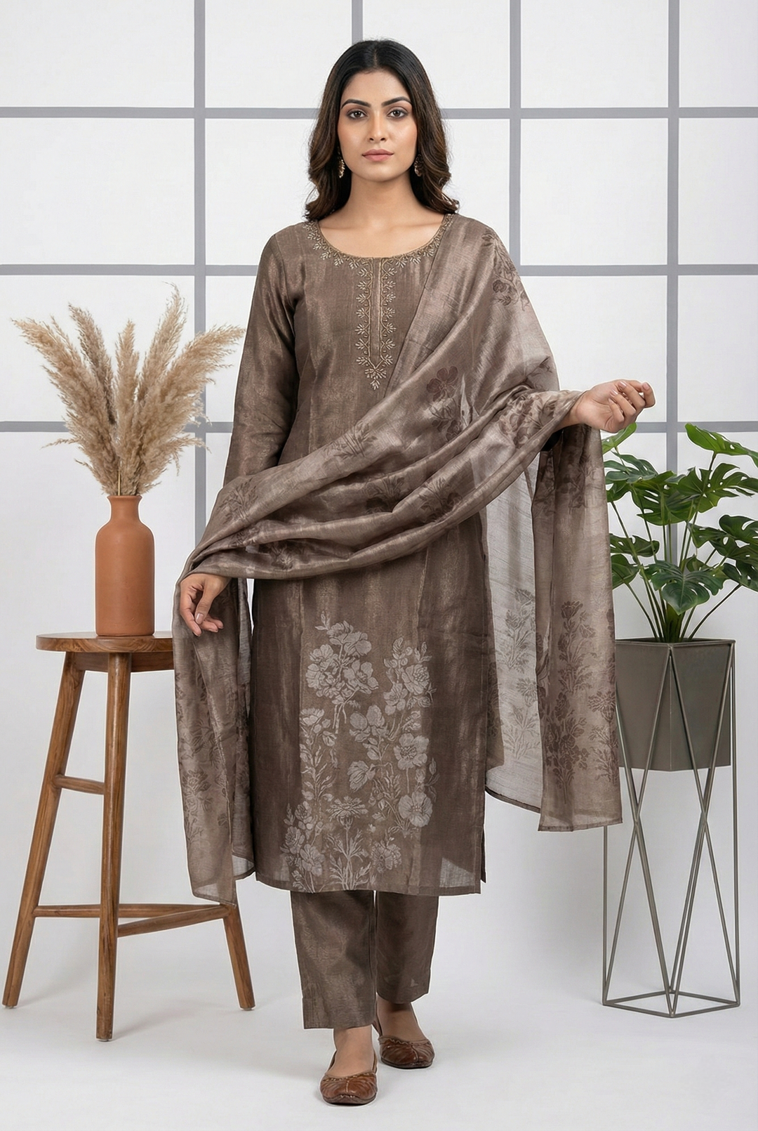 Neerus Brown tissue printed suit set - front view