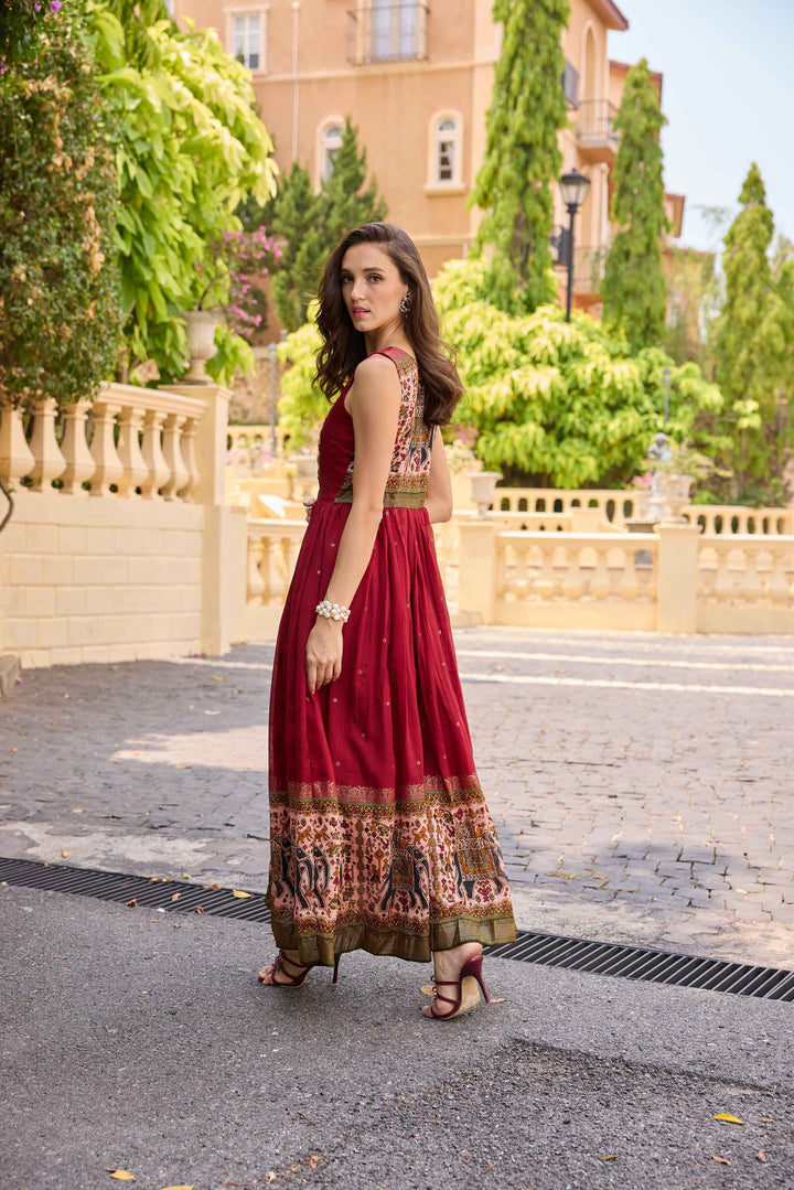 Neerus Maroon Casual Maxi Solid Dresses