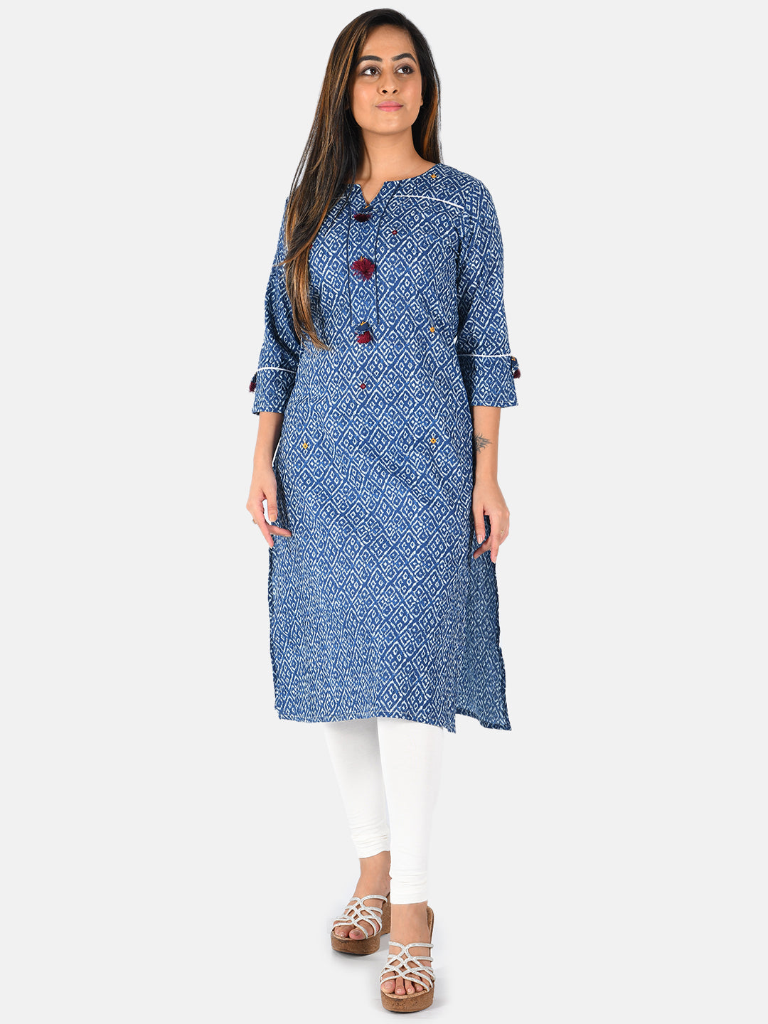 Neerus Women Blue Printed Straight Kurta