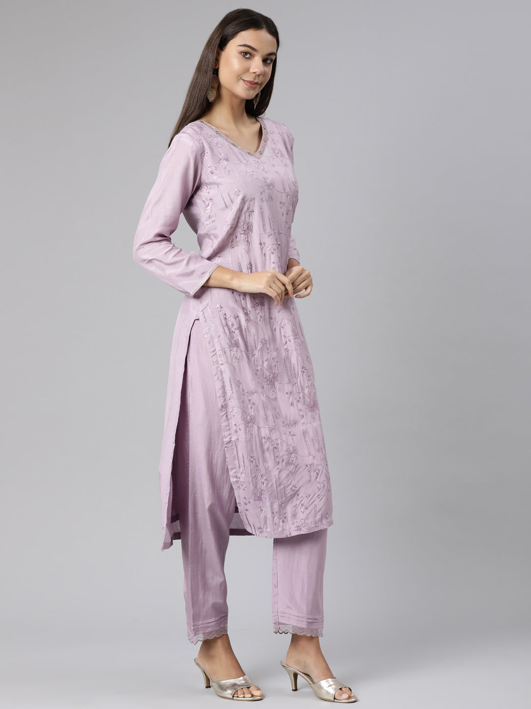 Neeru's Lavender Regular Straight Floral Kurta And Trousers With Dupatta