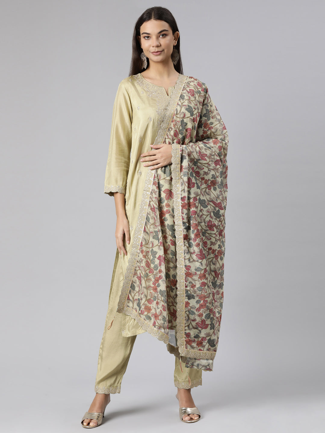 Neeru's Green Regular Straight Floral Kurta And Trousers With Dupatta