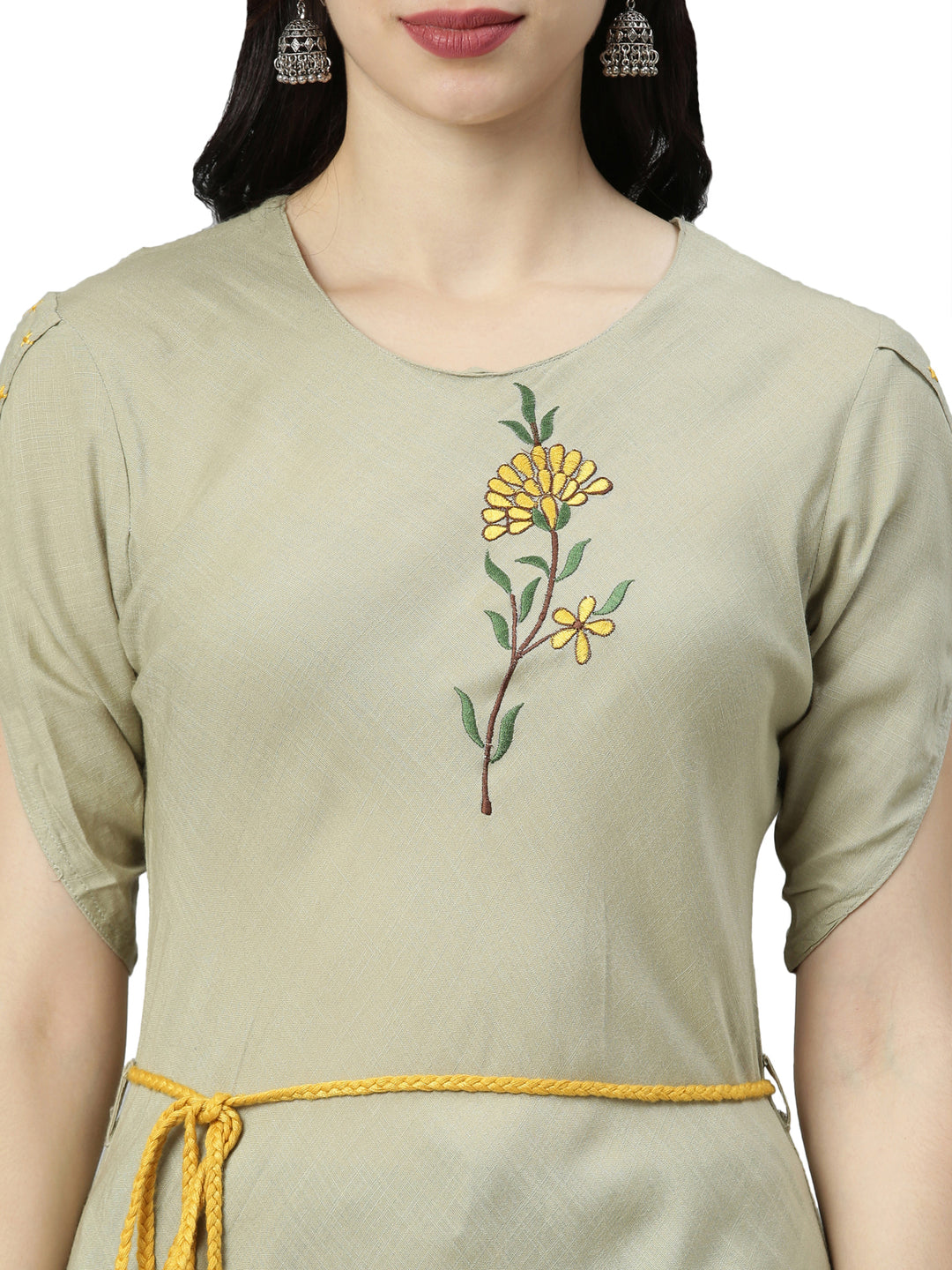 Neerus Women Olive Green Embroidered Thread Work Kurta