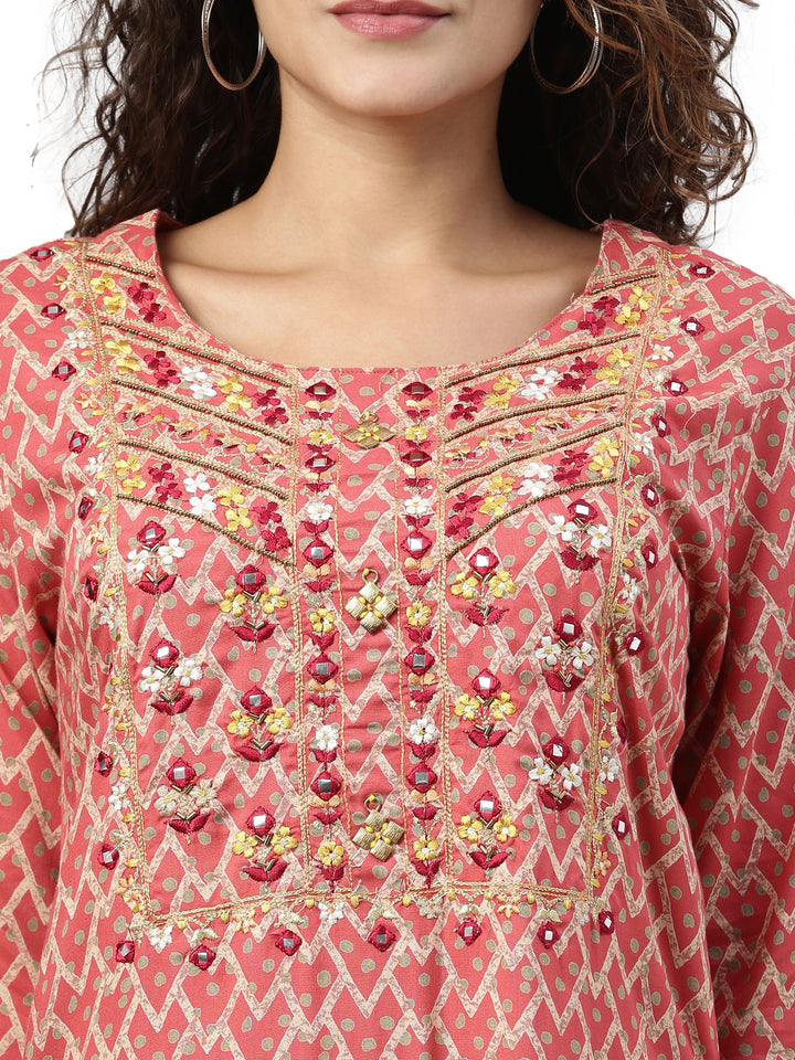 Neerus Women Red Quirky Printed Mirror Work Kurta