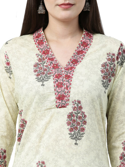 Neerus Women Green  Maroon Printed Kurta with Trousers