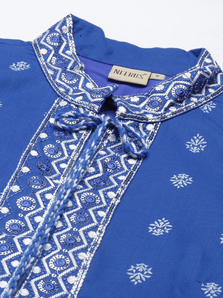 Neerus Women Blue Ethnic Motifs Embroidered Thread Work Cotton Anarkali Kurta