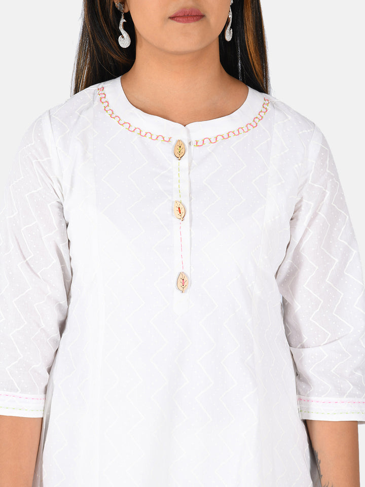 Neerus White cotton printed A-line kurti - detail view 1