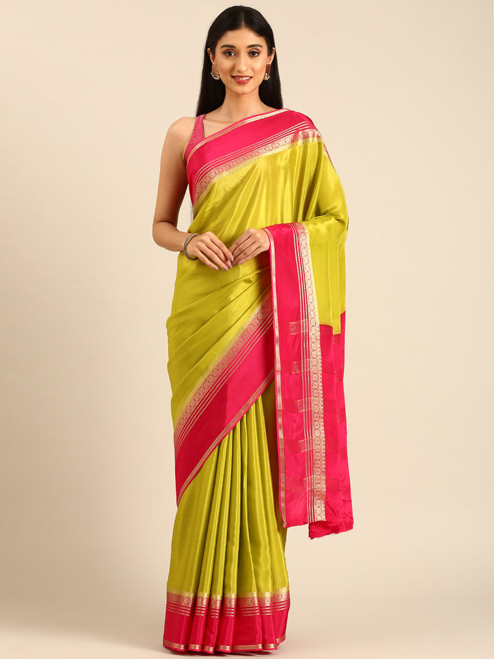 Green Mysore Crepe Silk Saree Plain Contrast Border And Pallu