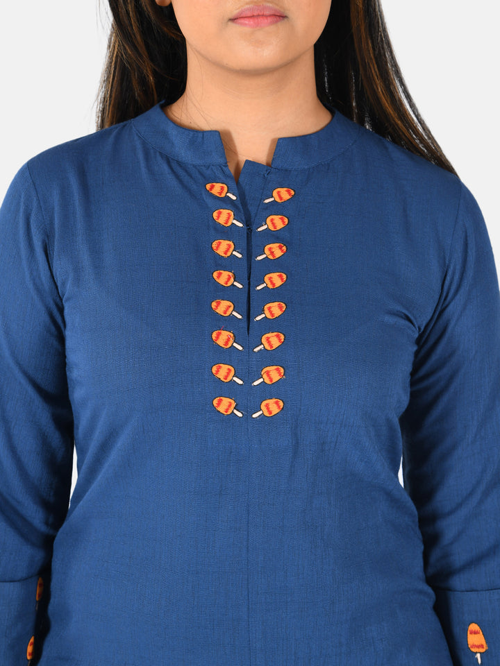Neerus Women Blue Solid Straight Kurta