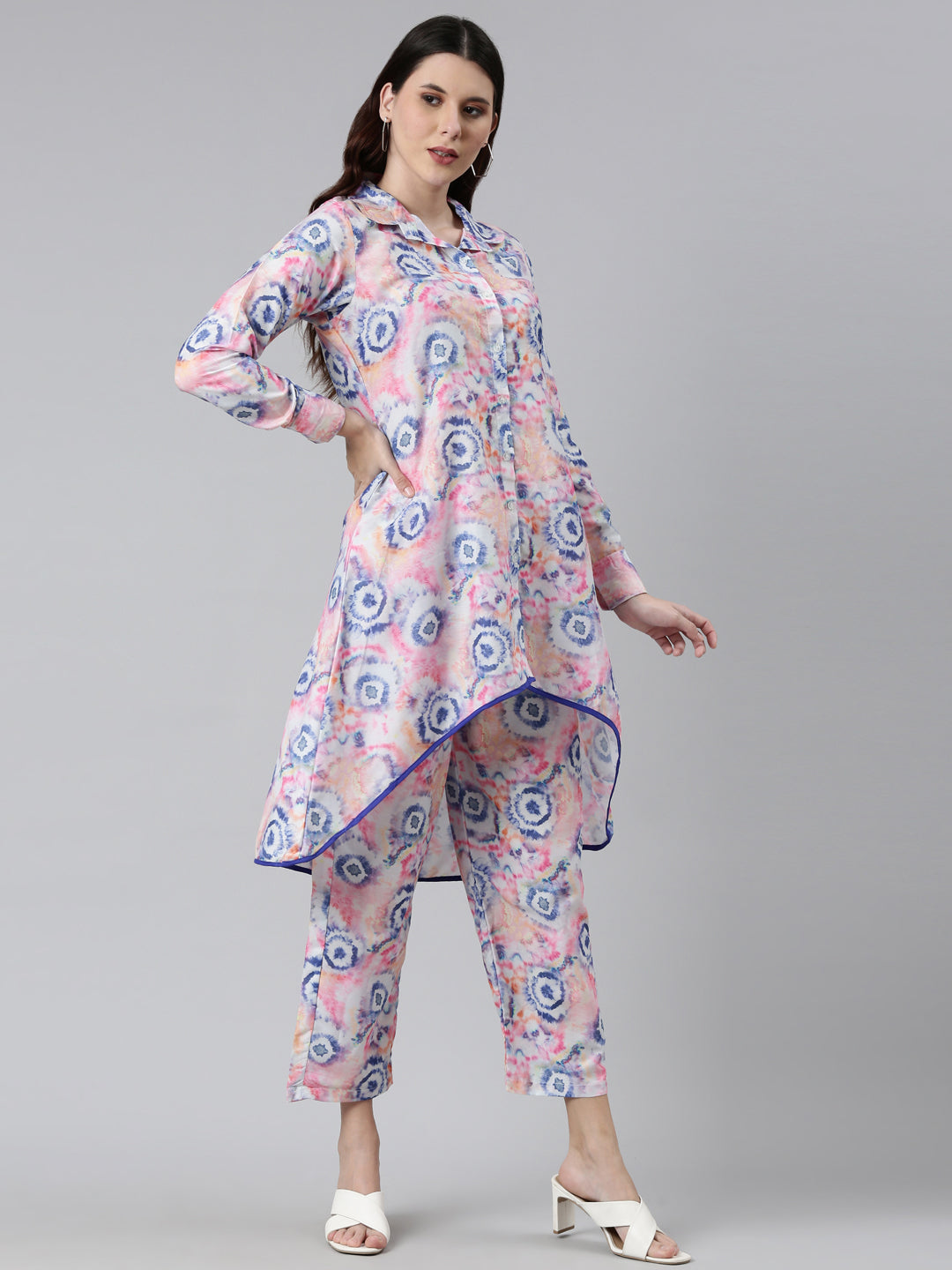 Neerus Multi color printed co-ord set - detail view 2