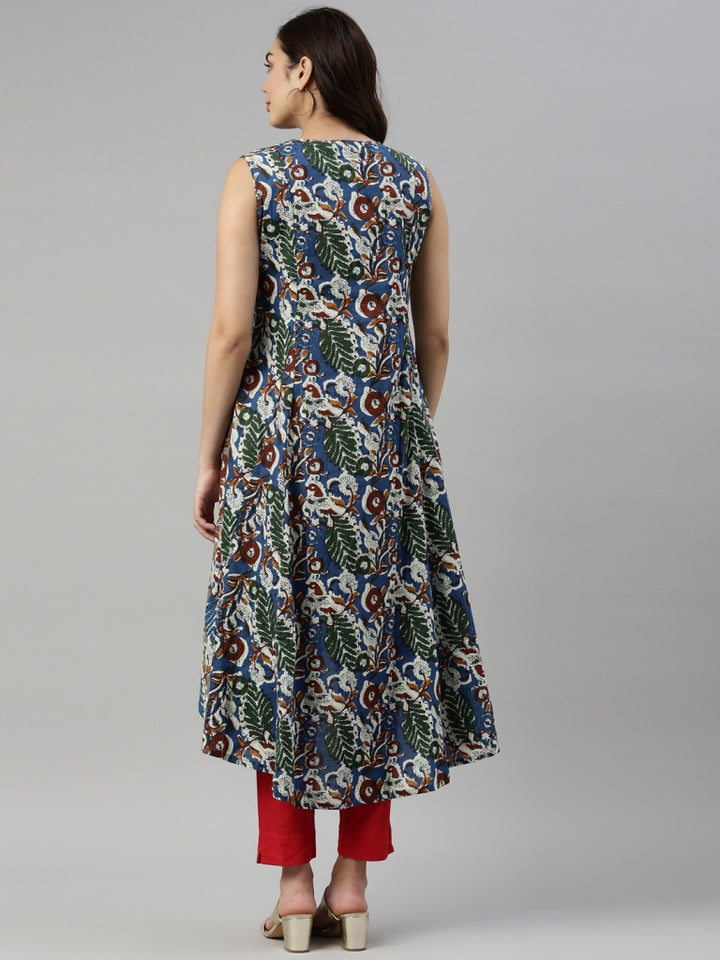 Neerus Blue cotton printed kurti - side view