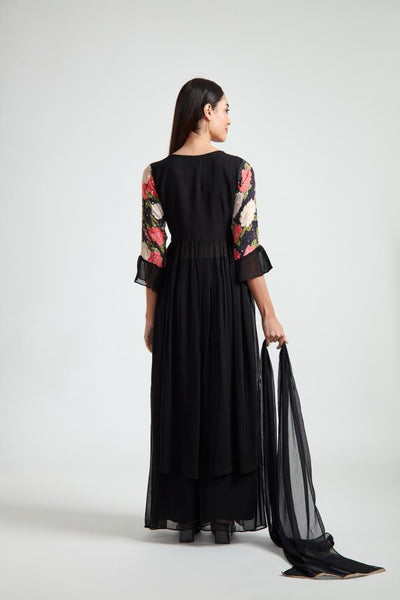 NEERU'S BLACK COLOR GEORGETTE FABRIC SUIT SET