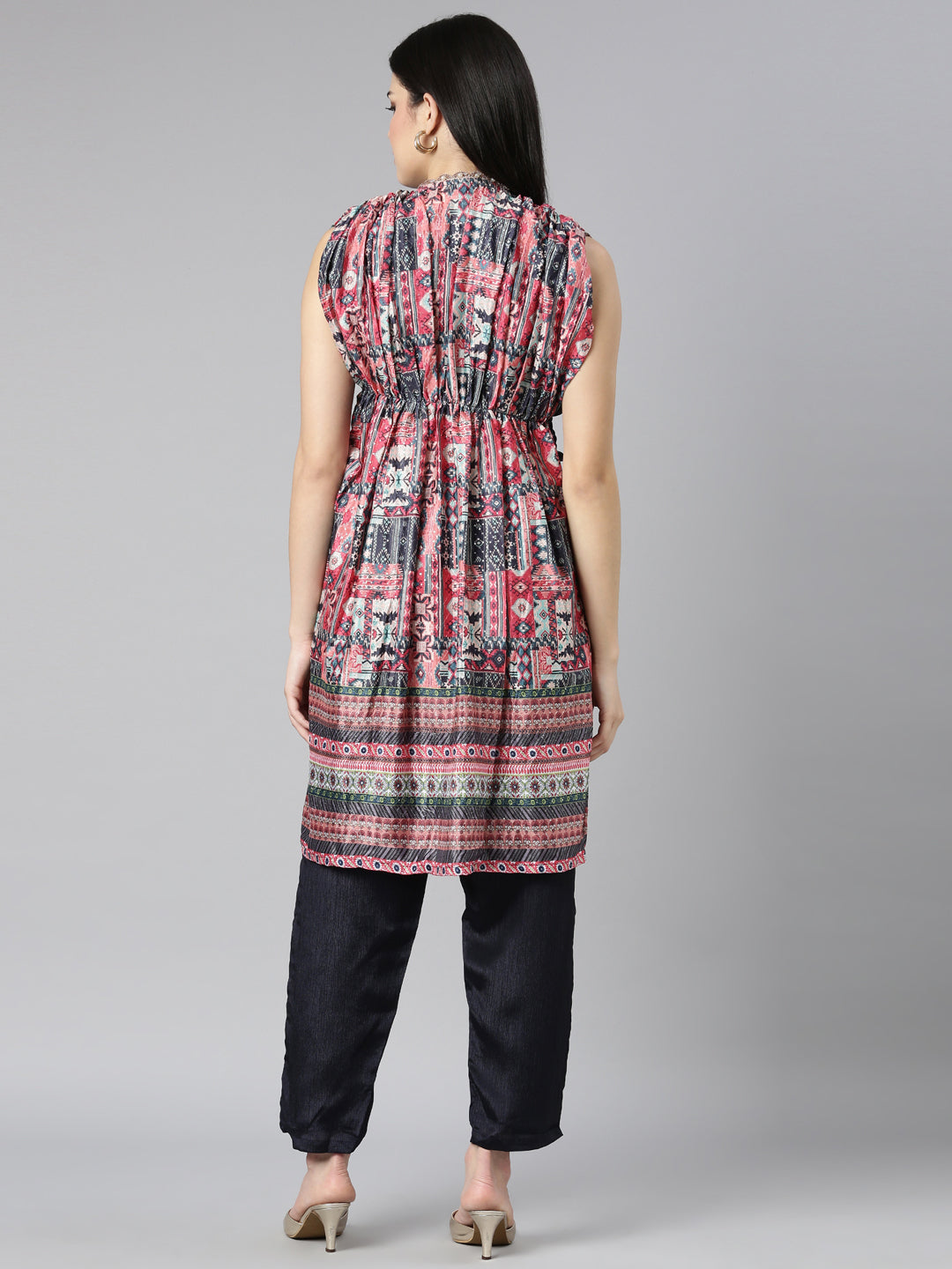 Neerus Multi crepe printed kurta set with trousers - side view