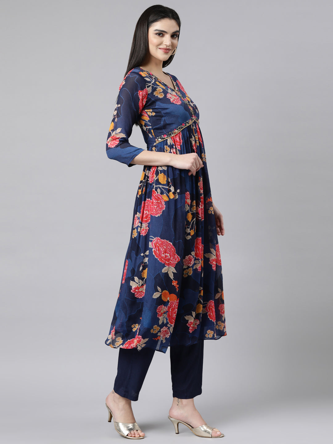 Neerus Blue Floral Printed Straight Suit Set - back view