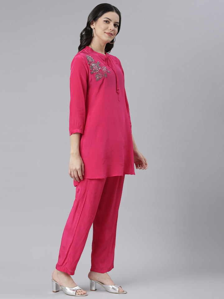 Neerus Pink solid straight kurta set with trouser - back view