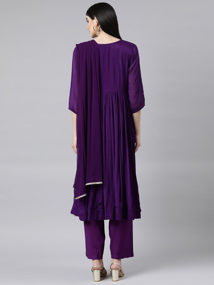 Neerus Purple solid pleated straight suit set - side view