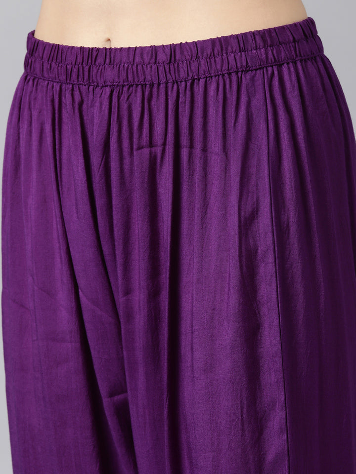 Neerus Purple solid pleated straight suit set - detail view 3