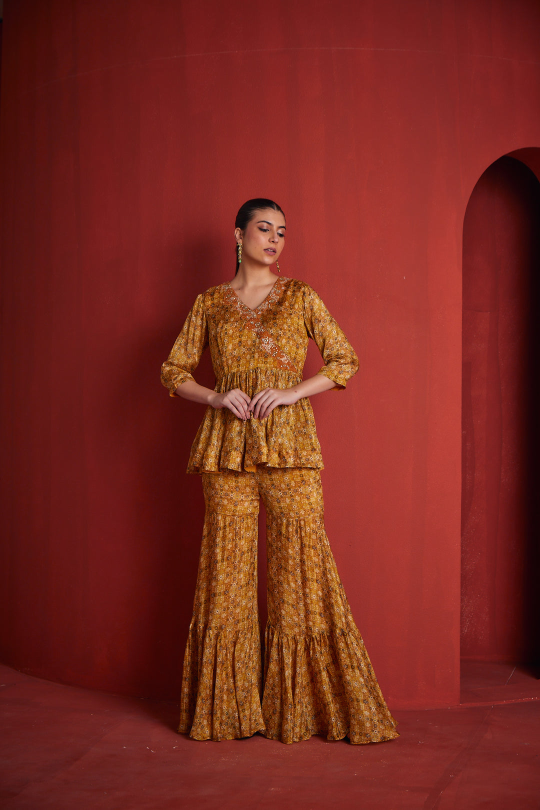 Neerus Yellow crepe printed suit set - back view
