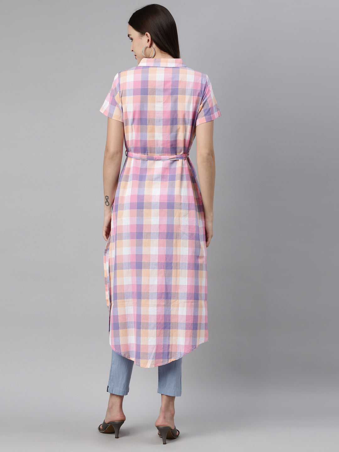 Neerus Women Pink Checked Thread Work Kurta