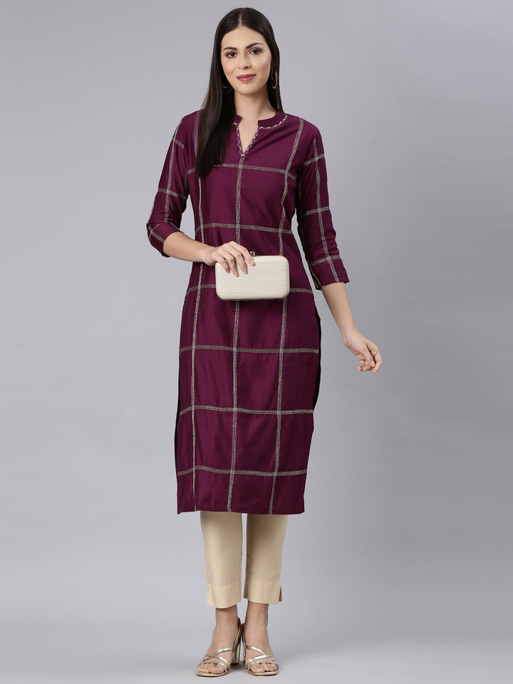 Neerus Maroon Straight Casual Solid Straight Kurta