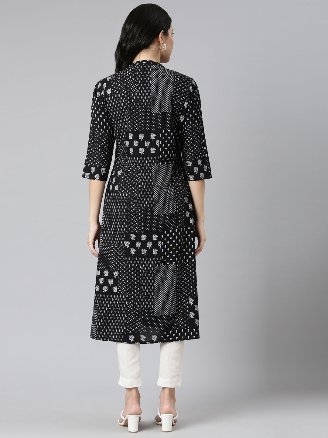 Neerus Black Regular A-Line Printed Kurtas
