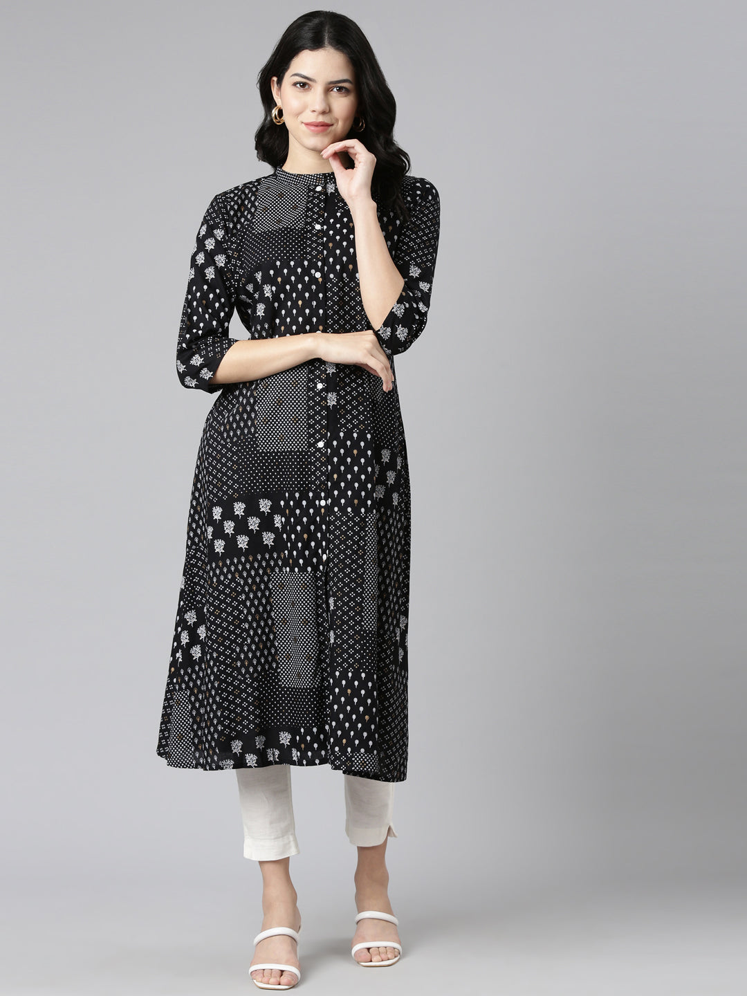 Neerus Black Regular A-Line Printed Kurtas