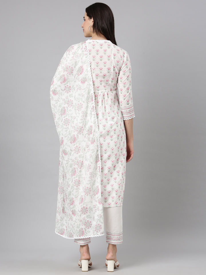 Neerus Pink cotton printed suit set - side view