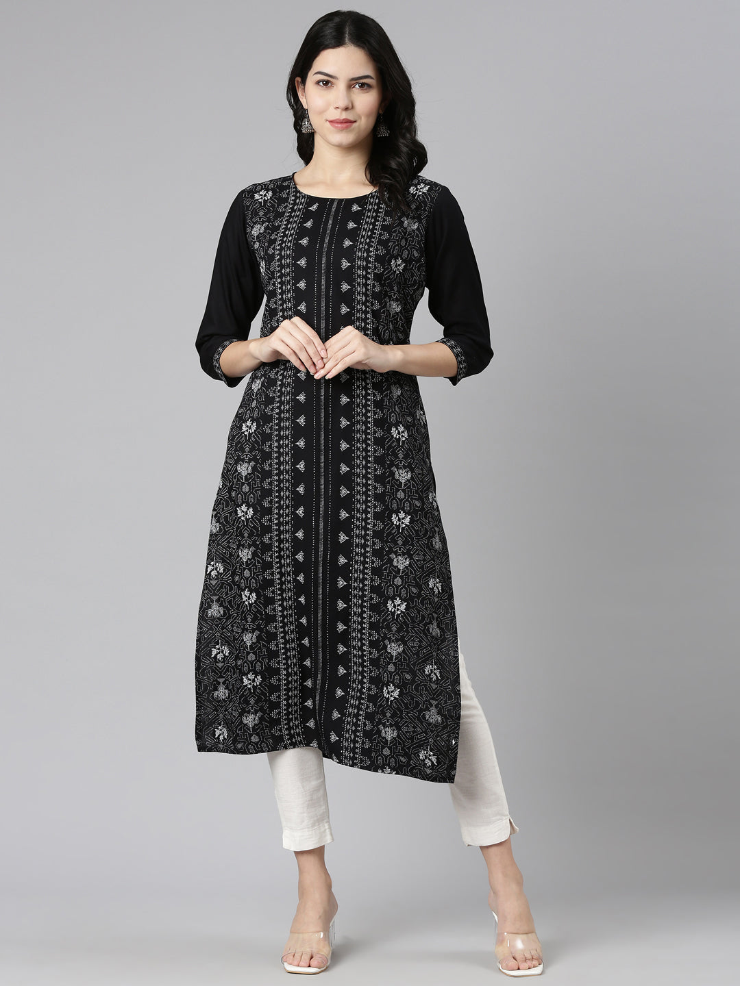 Neerus Black Regular Straight Printed Kurtas