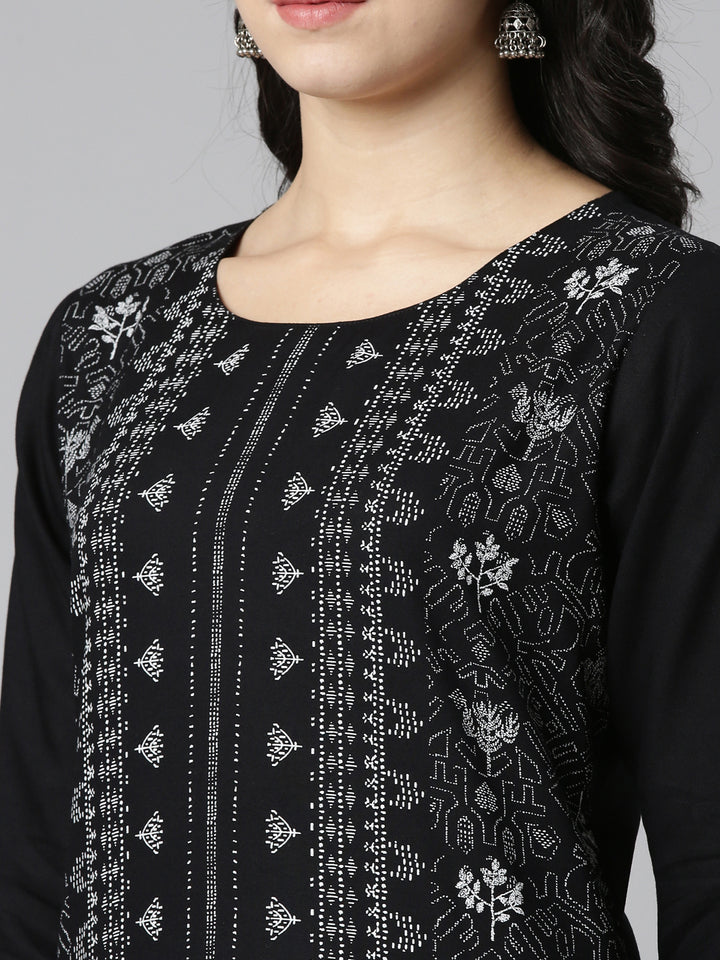 Neerus Black printed straight kurti - detail view 1
