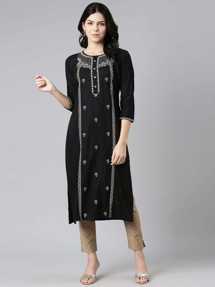Neerus Black Regular Straight Embroidered Kurta