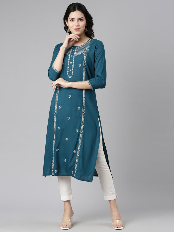 Neerus Green Regular Straight Embroidered Kurtas