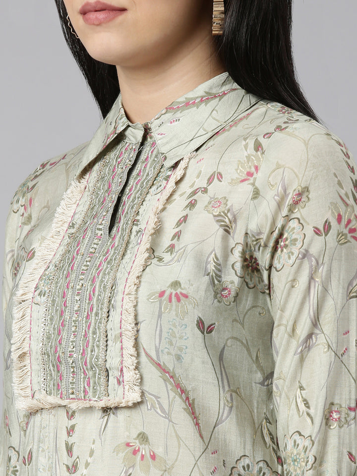 Neerus Green printed straight kurta set with dupatta - detail view 1