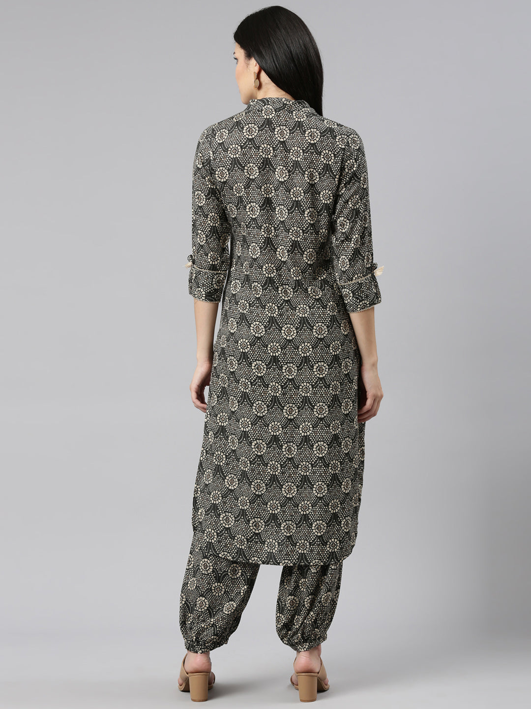 Neerus Grey Regular Straight Printed Kurta And Salwar