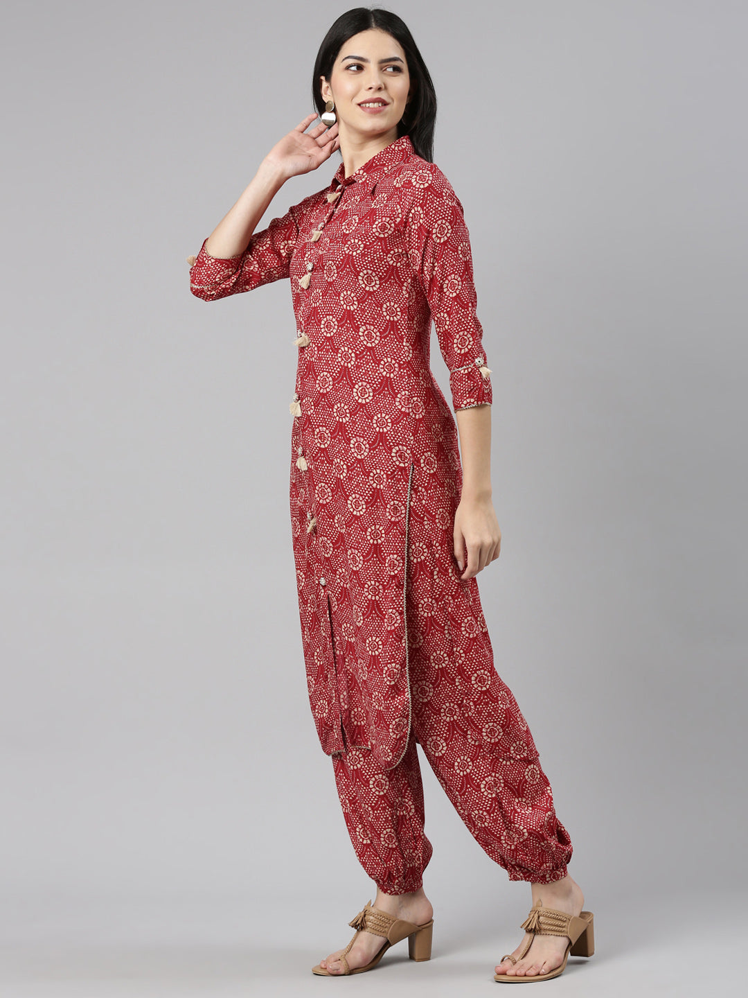 Neerus Maroon Rayon Printed Kurta Set - back view