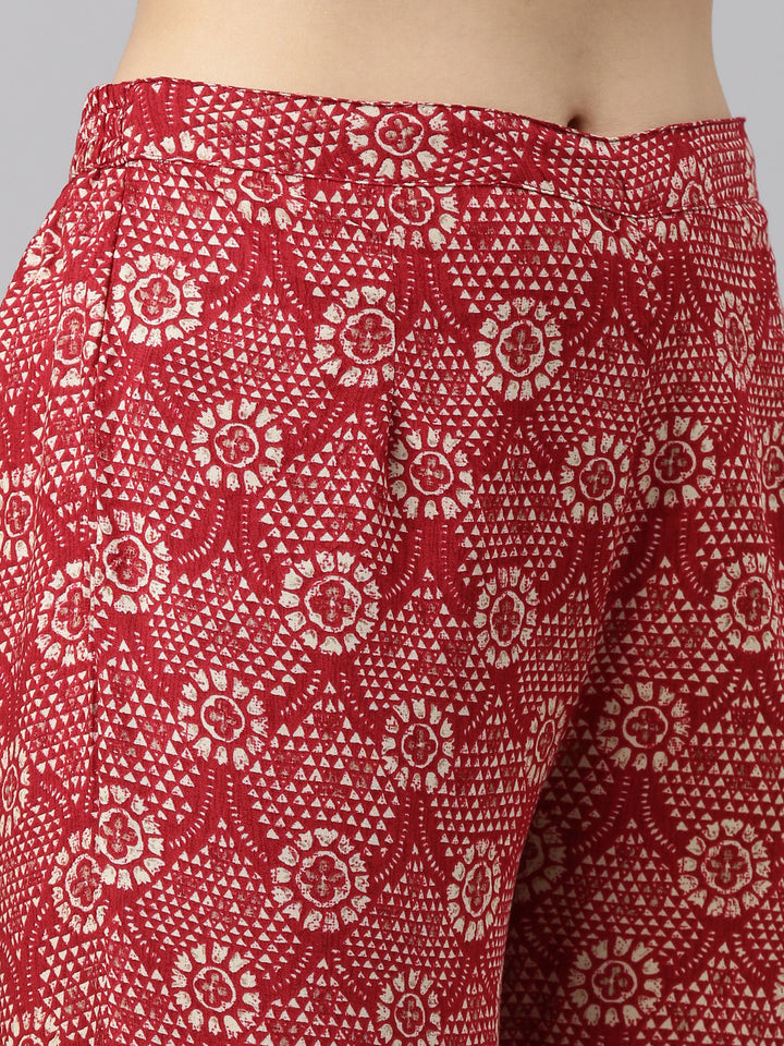 Neerus Maroon Rayon Printed Kurta Set - detail view 3