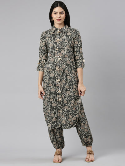 Neeru's Grey Regular Straight Printed Kurta And Salwar