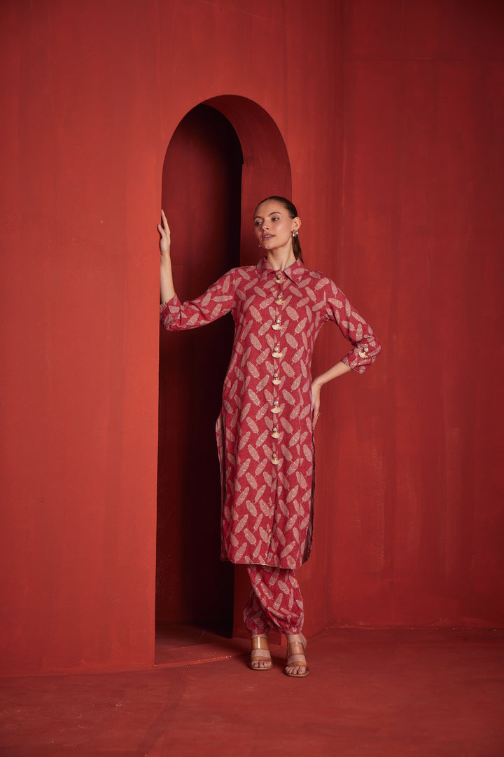 Neerus Womens Tomato Color Rayon Fabric Kurta Salwar