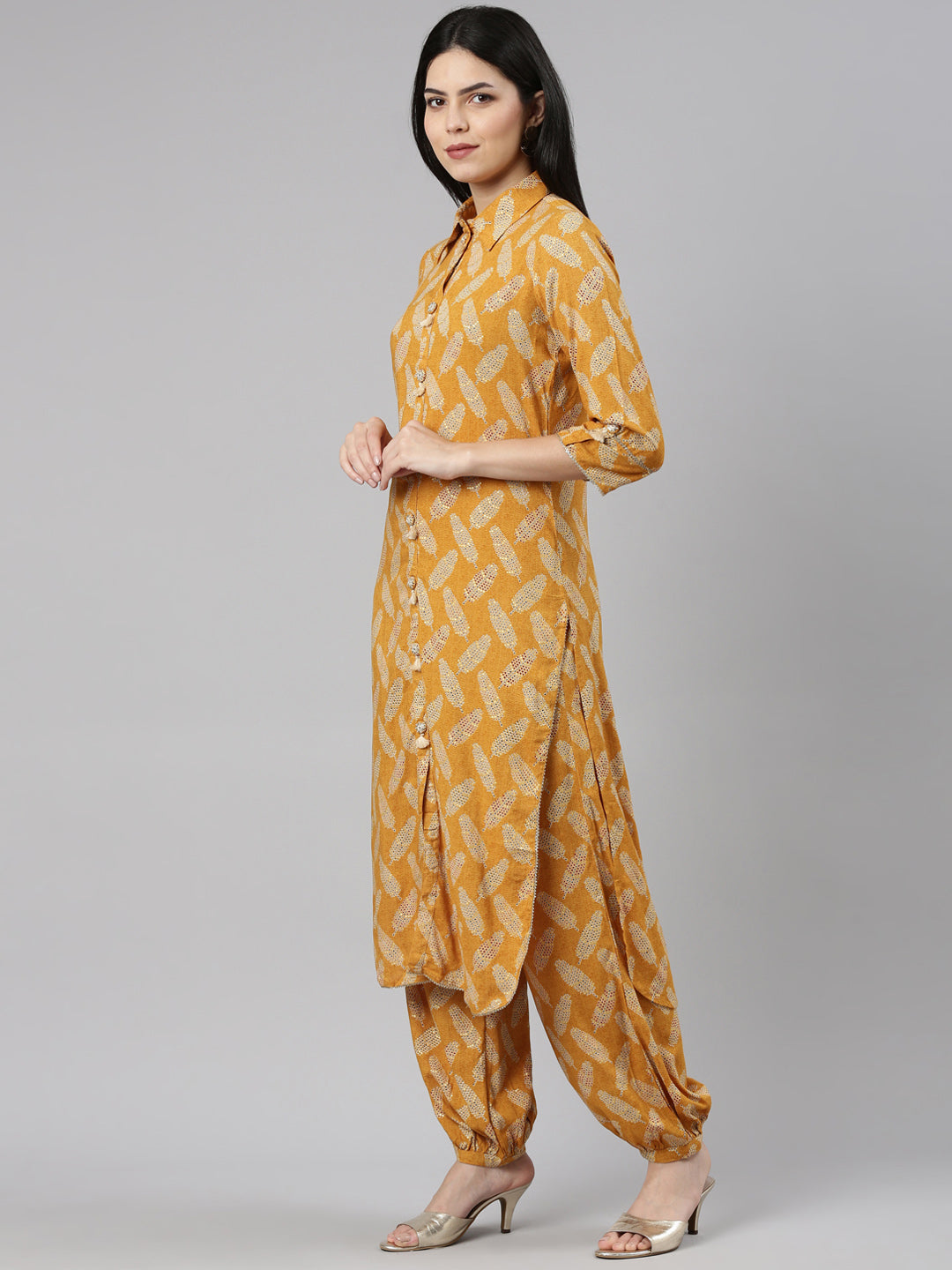 Neerus Yellow rayon printed kurta set - back view