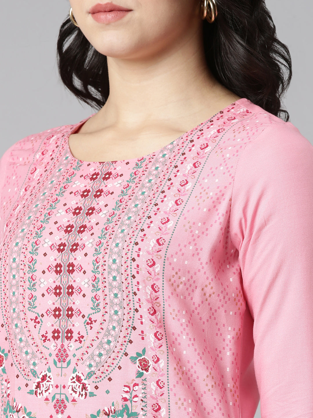 Neerus Pink Regular Straight Printed Kurtas