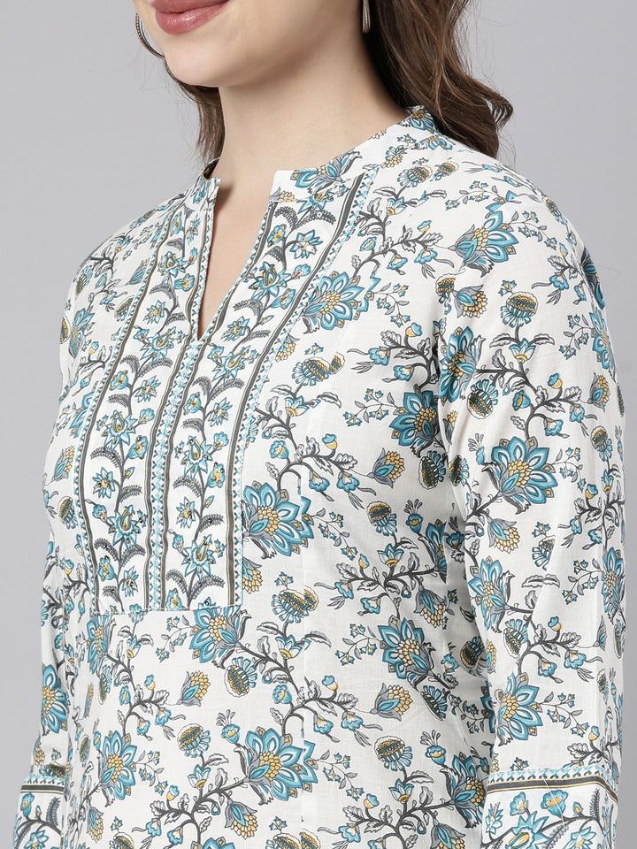 Neerus Turquoise Blue Regular Straight Floral Kurtas