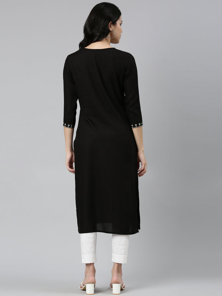 Neerus Black Regular Straight Embroidered Kurta