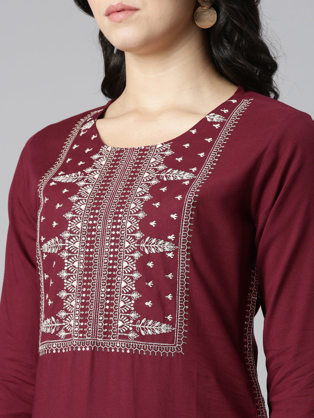 Neerus Maroon Regular Straight Embroidered Kurtas