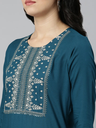 Neerus Green Regular Straight Solid Kurtas